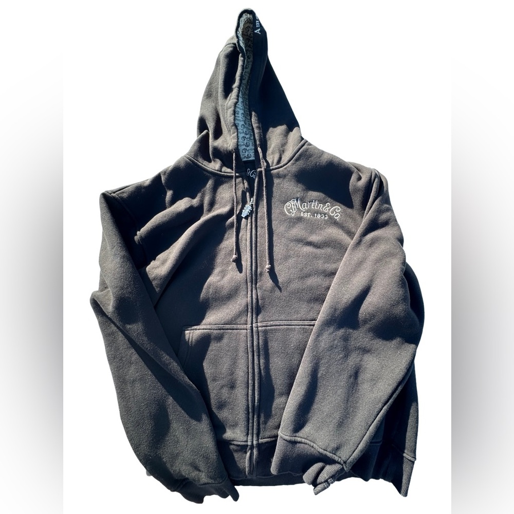 Martin Guitar’s Men's Black Zip Up Sweater size XL